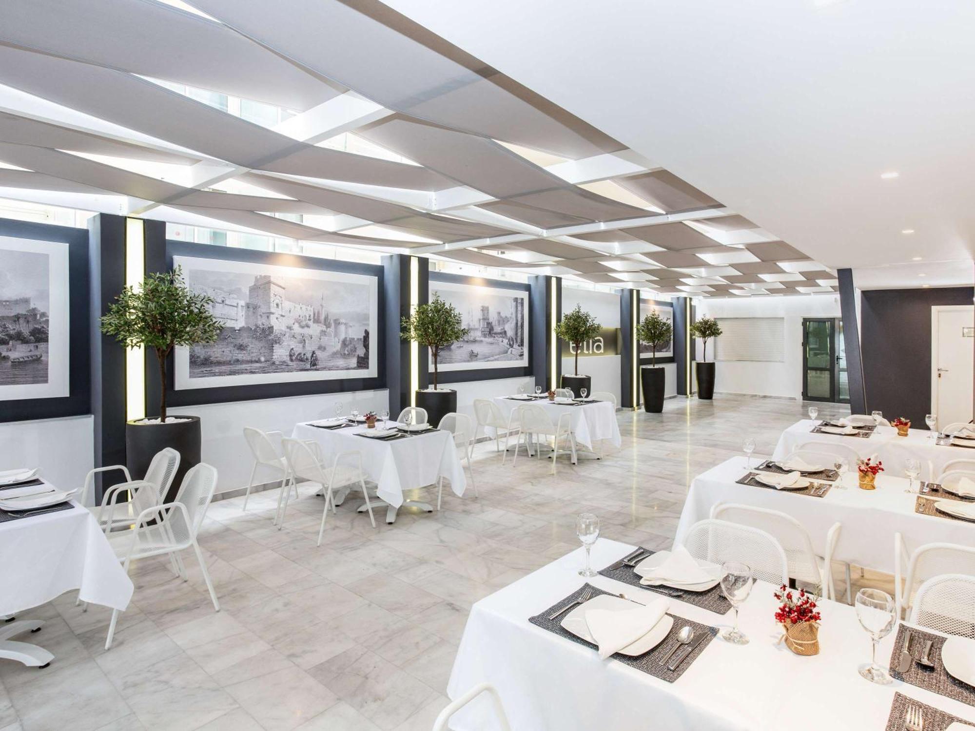 Mercure Rhodes Alexia Hotel & Spa (Adults Only) Rhodes City ภายนอก รูปภาพ