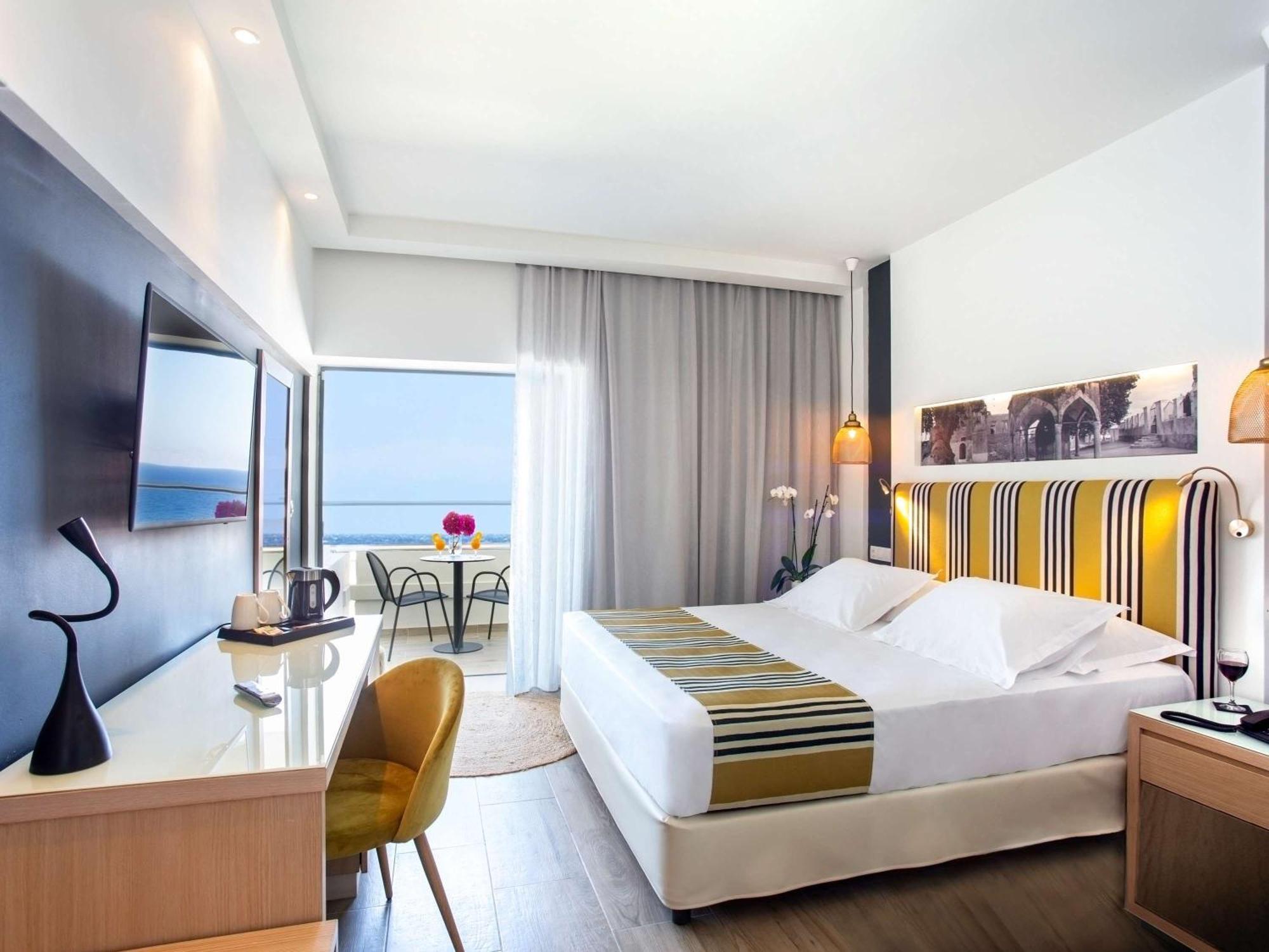 Mercure Rhodes Alexia Hotel & Spa (Adults Only) Rhodes City ภายนอก รูปภาพ