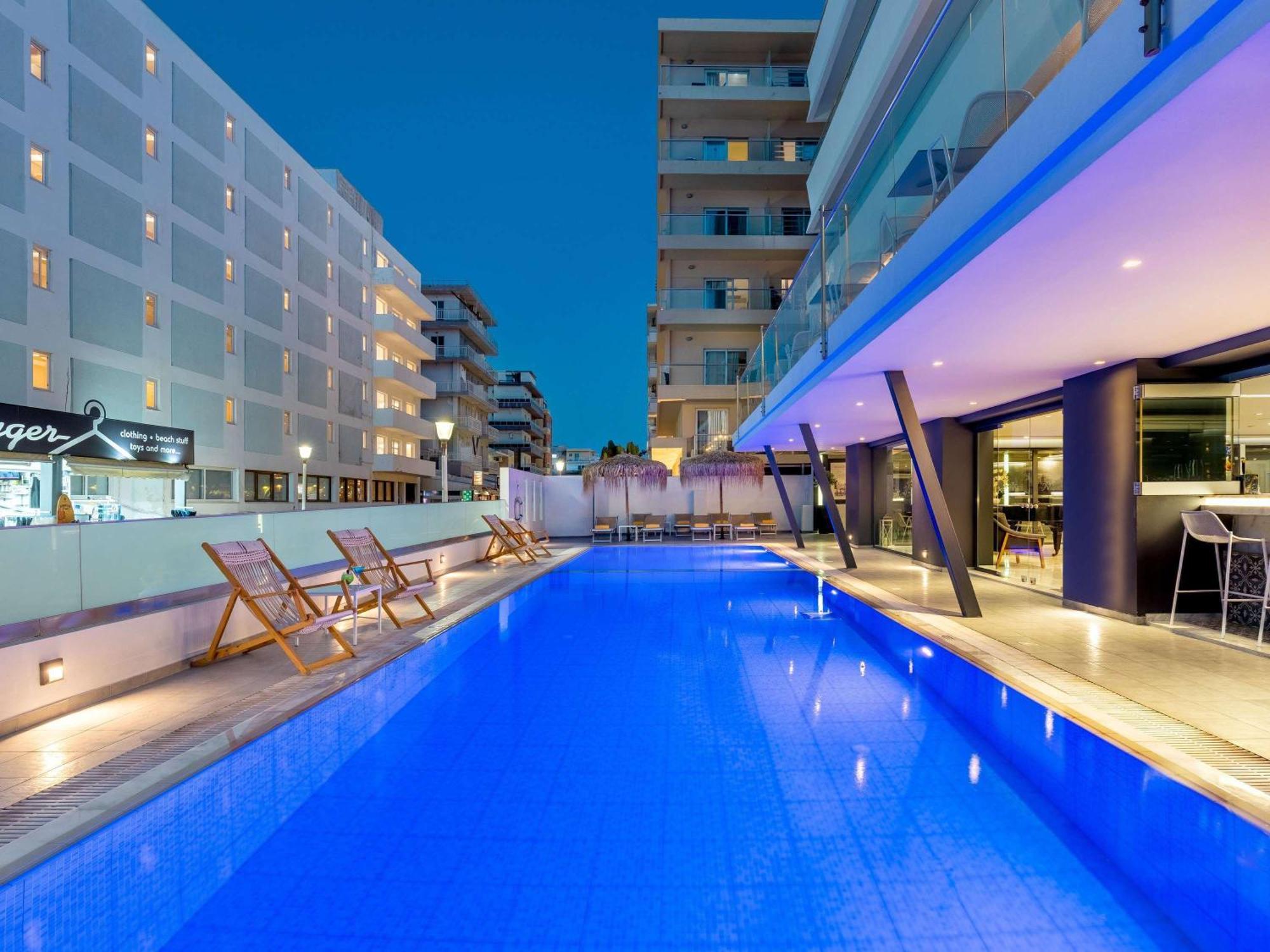 Mercure Rhodes Alexia Hotel & Spa (Adults Only) Rhodes City ภายนอก รูปภาพ