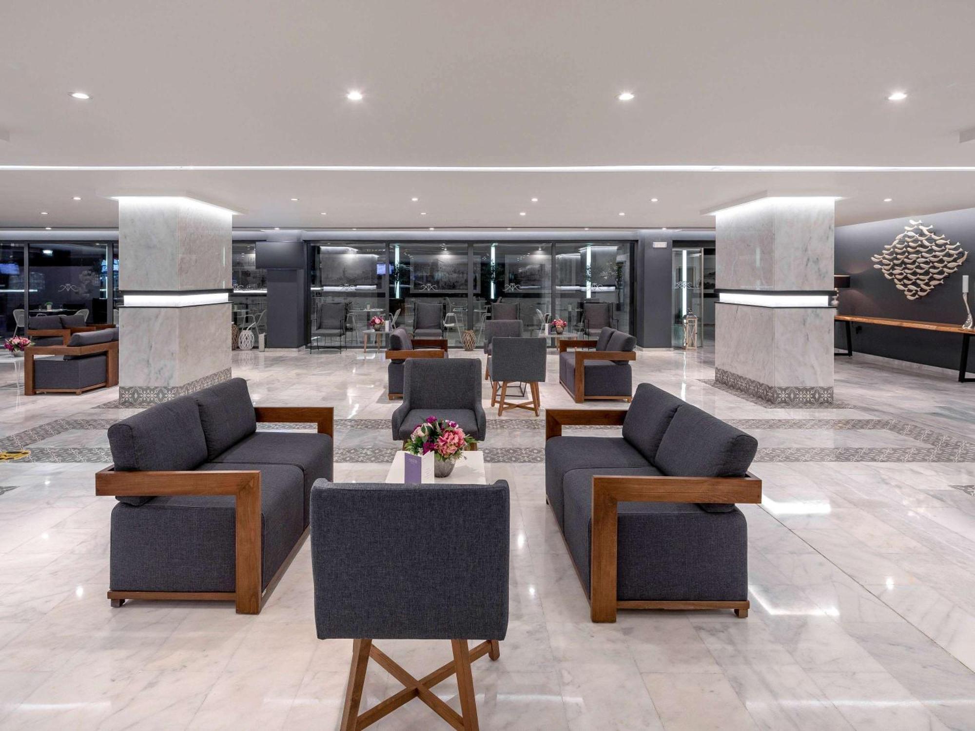 Mercure Rhodes Alexia Hotel & Spa (Adults Only) Rhodes City ภายนอก รูปภาพ